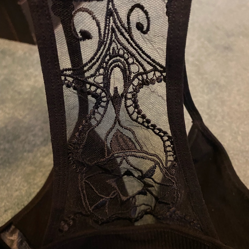 like new urban outfitters bralette - Picture 3 of 4